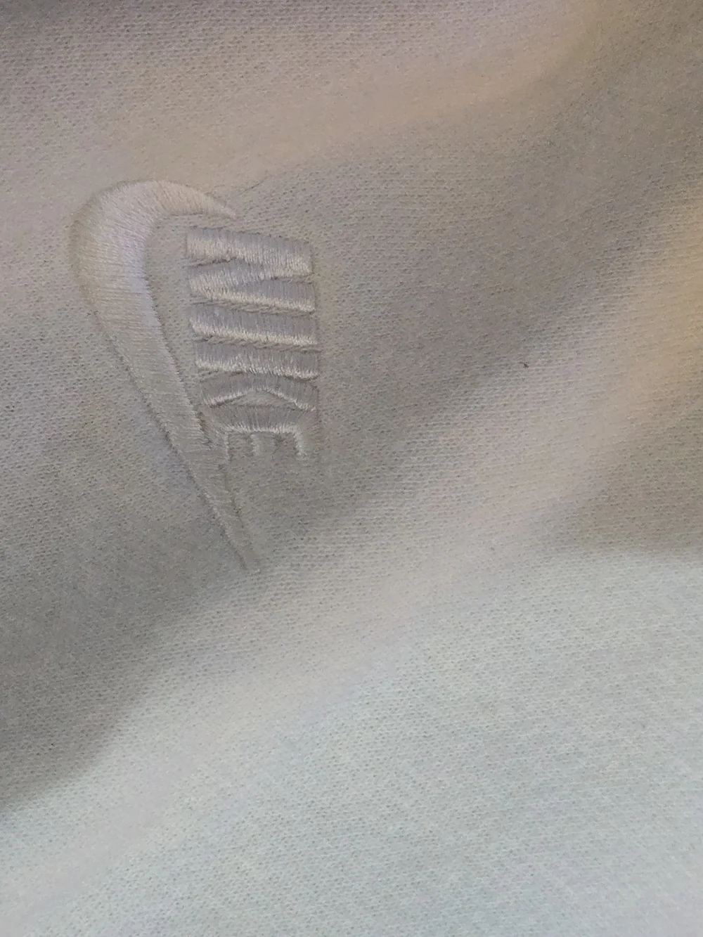 Nike Men’s White Pullover Hoodie